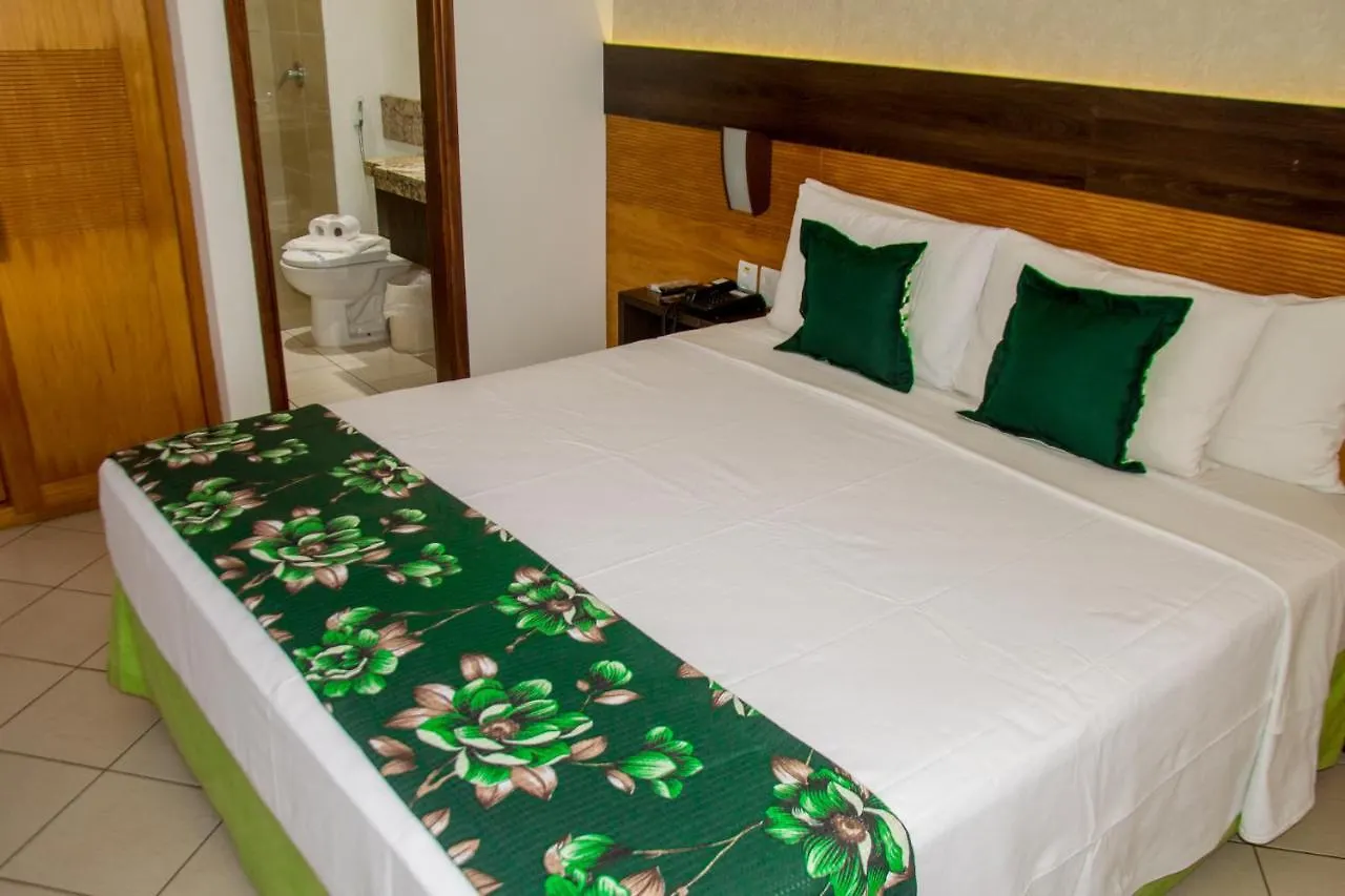 Quality Suites ناتال 4*,