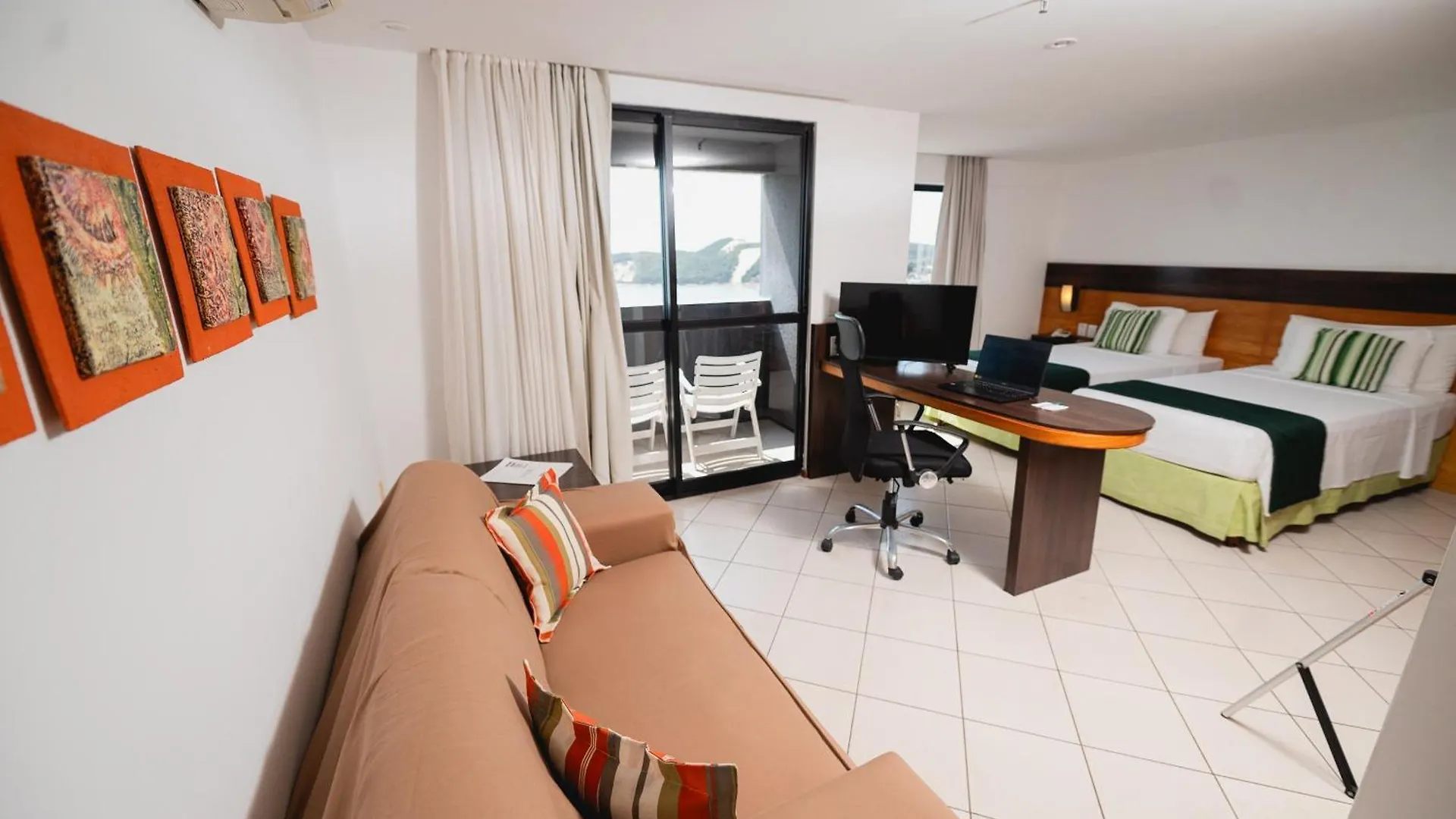 Quality Suites ناتال 4*,
